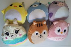 PELUCHE SQUISHMALLOWS - SMOOSHY FRIENDS SÉRIE 2 - 30CM ASST